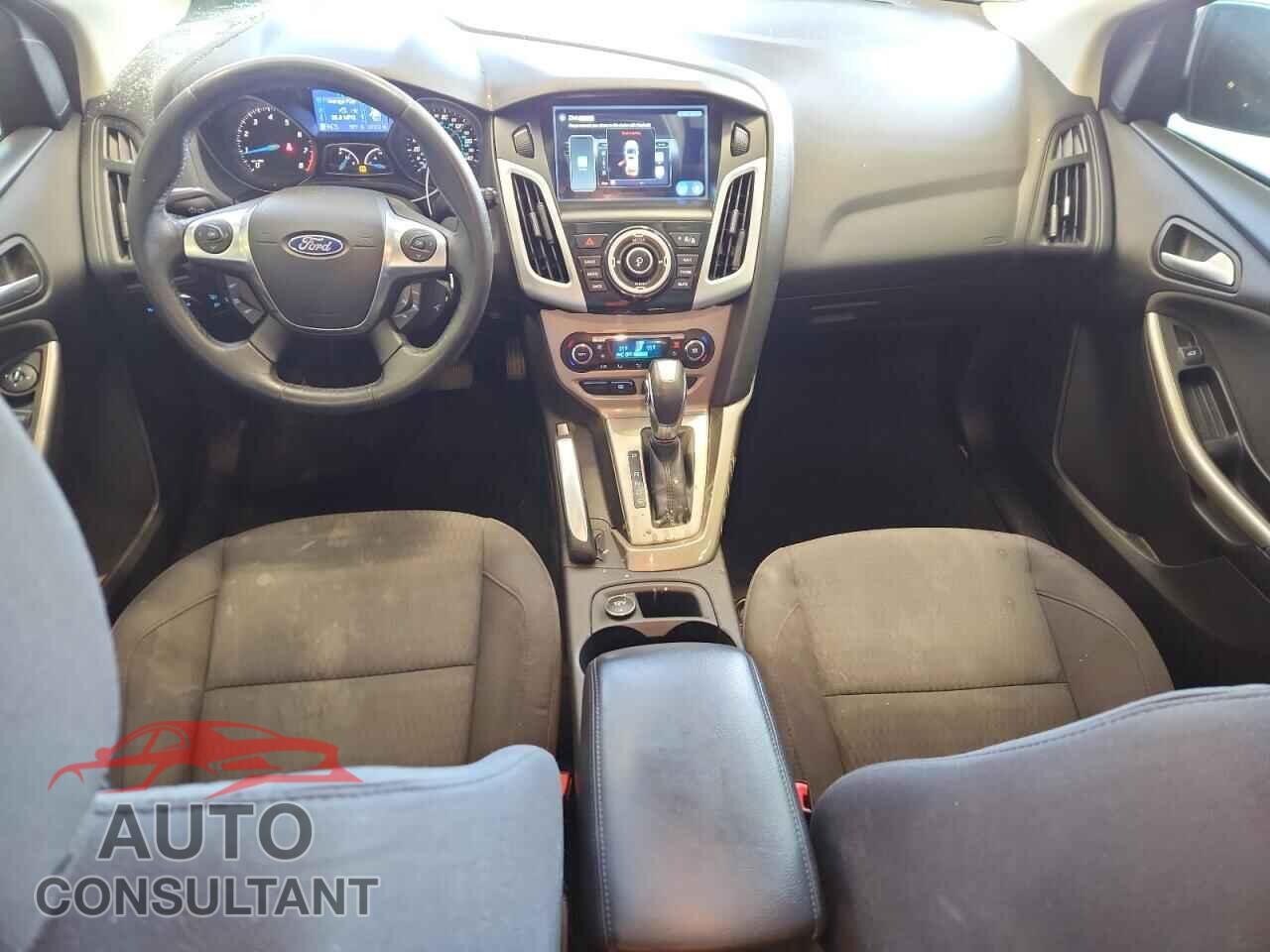 FORD FOCUS 2012 - 1FAHP3M25CL463482