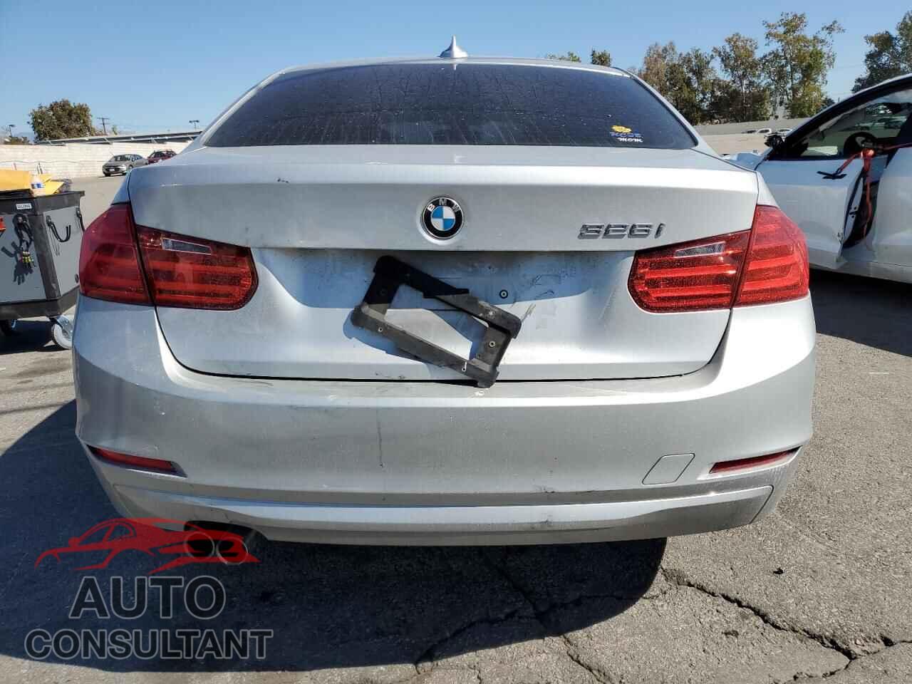 BMW 3 SERIES 2012 - WBA3A5C53CF258655