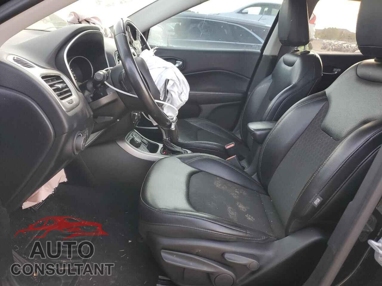 JEEP COMPASS 2018 - 3C4NJDBB9JT161105