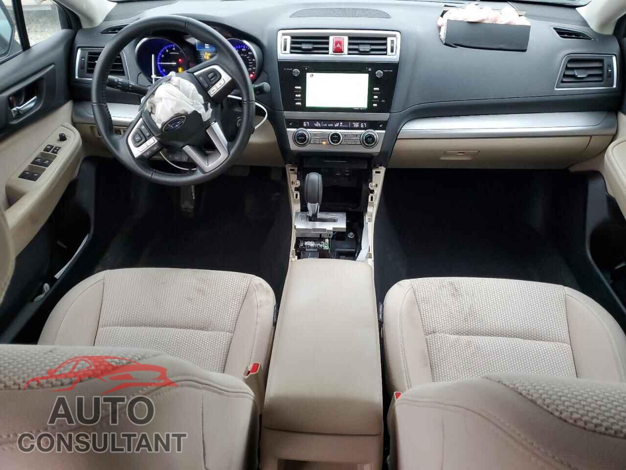 SUBARU OUTBACK 2017 - 4S4BSAHC8H3200489