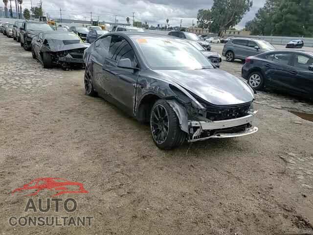 TESLA MODEL Y 2023 - 7SAYGDEEXPA044304