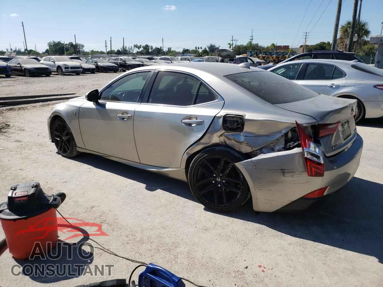 LEXUS IS 2015 - JTHBF1D26F5050596