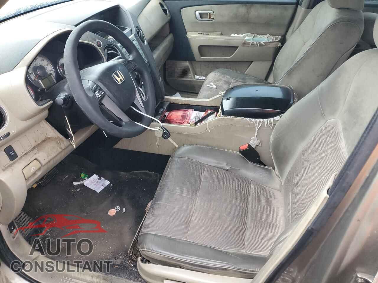 HONDA PILOT 2011 - 5FNYF3H46BB050531