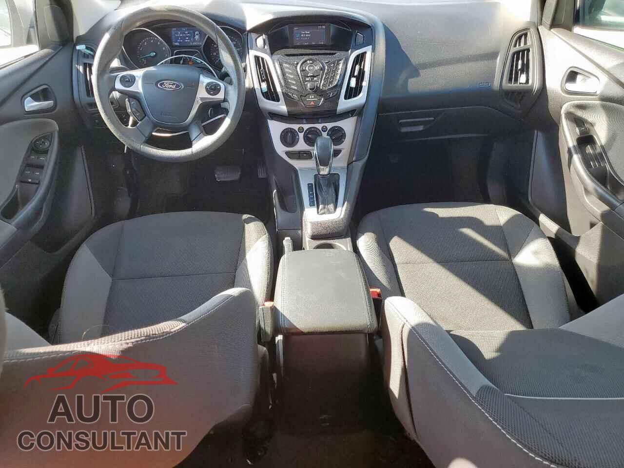 FORD FOCUS 2014 - 1FADP3F25EL295731