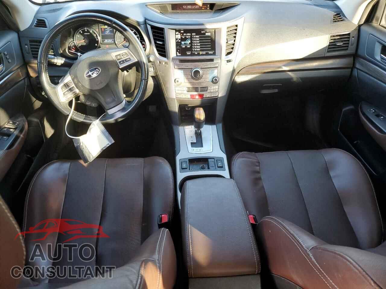 SUBARU OUTBACK 2014 - 4S4BRBPC4E3227431