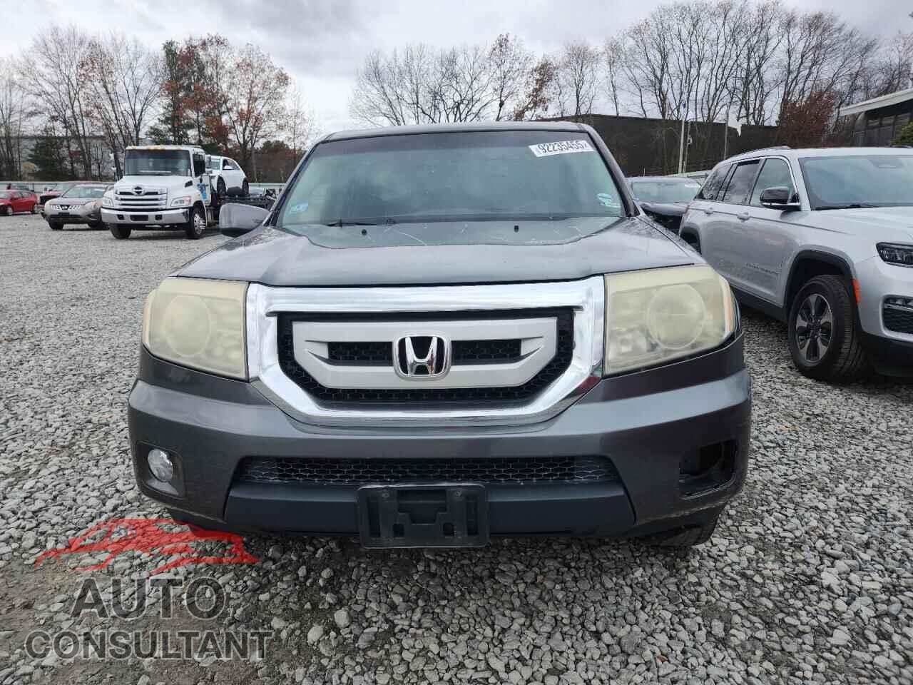 HONDA PILOT 2011 - 5FNYF4H4XBB094019
