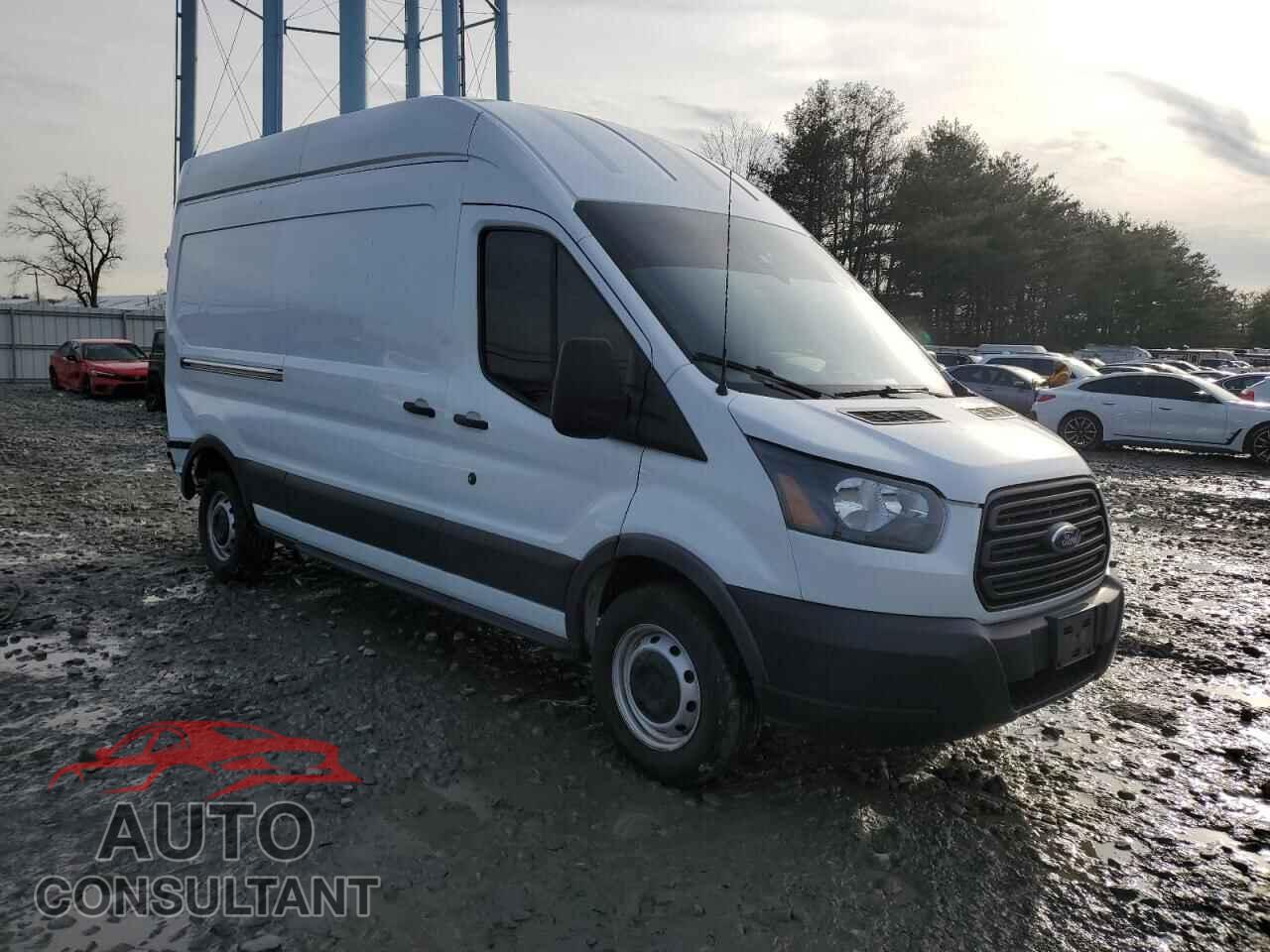 FORD TRANSIT 2019 - 1FTYR2XM9KKB17113