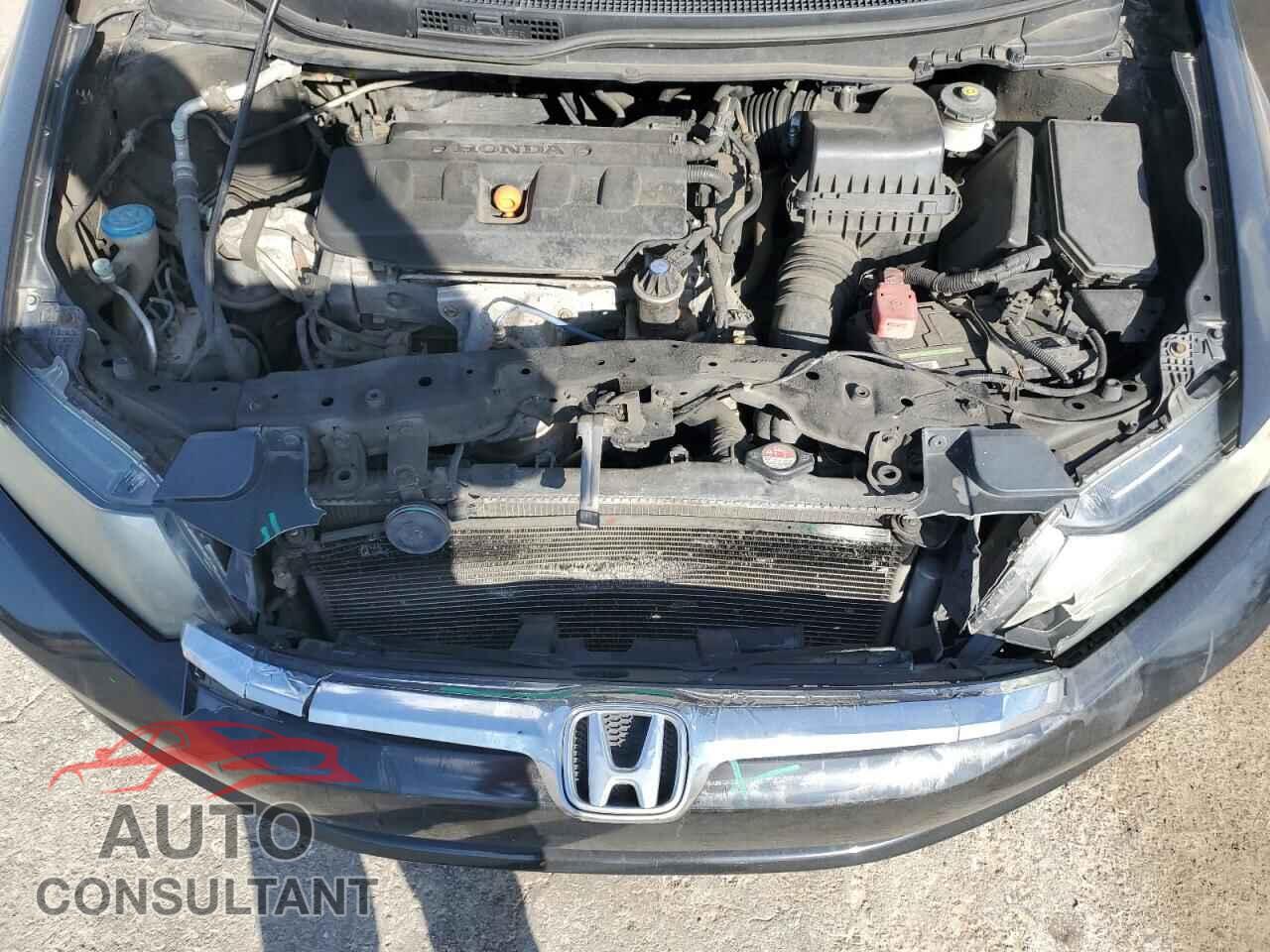 HONDA CIVIC 2012 - 2HGFB2F43CH008072