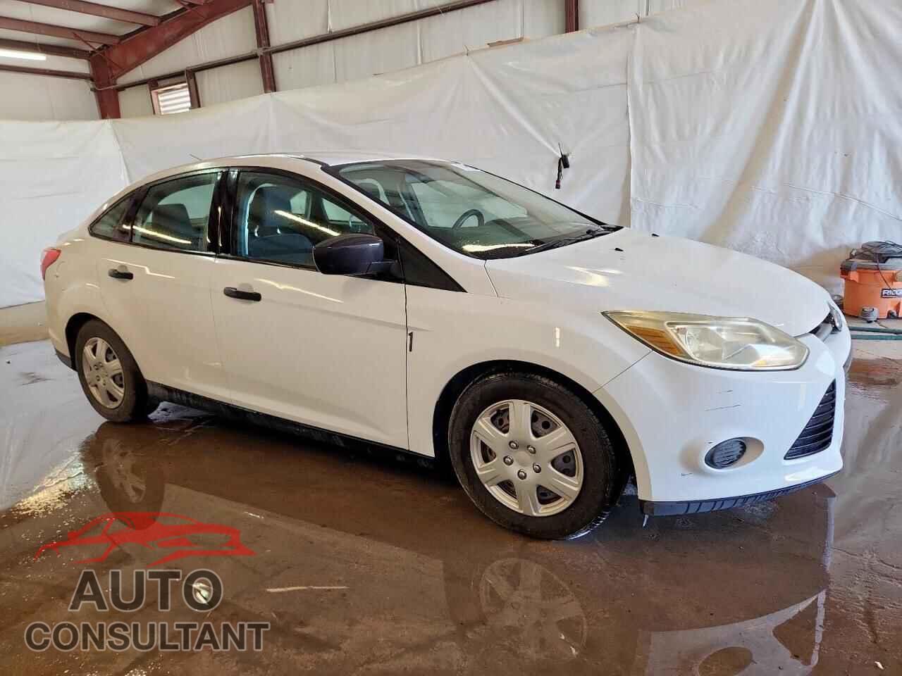 FORD FOCUS 2013 - 1FADP3E24DL262736