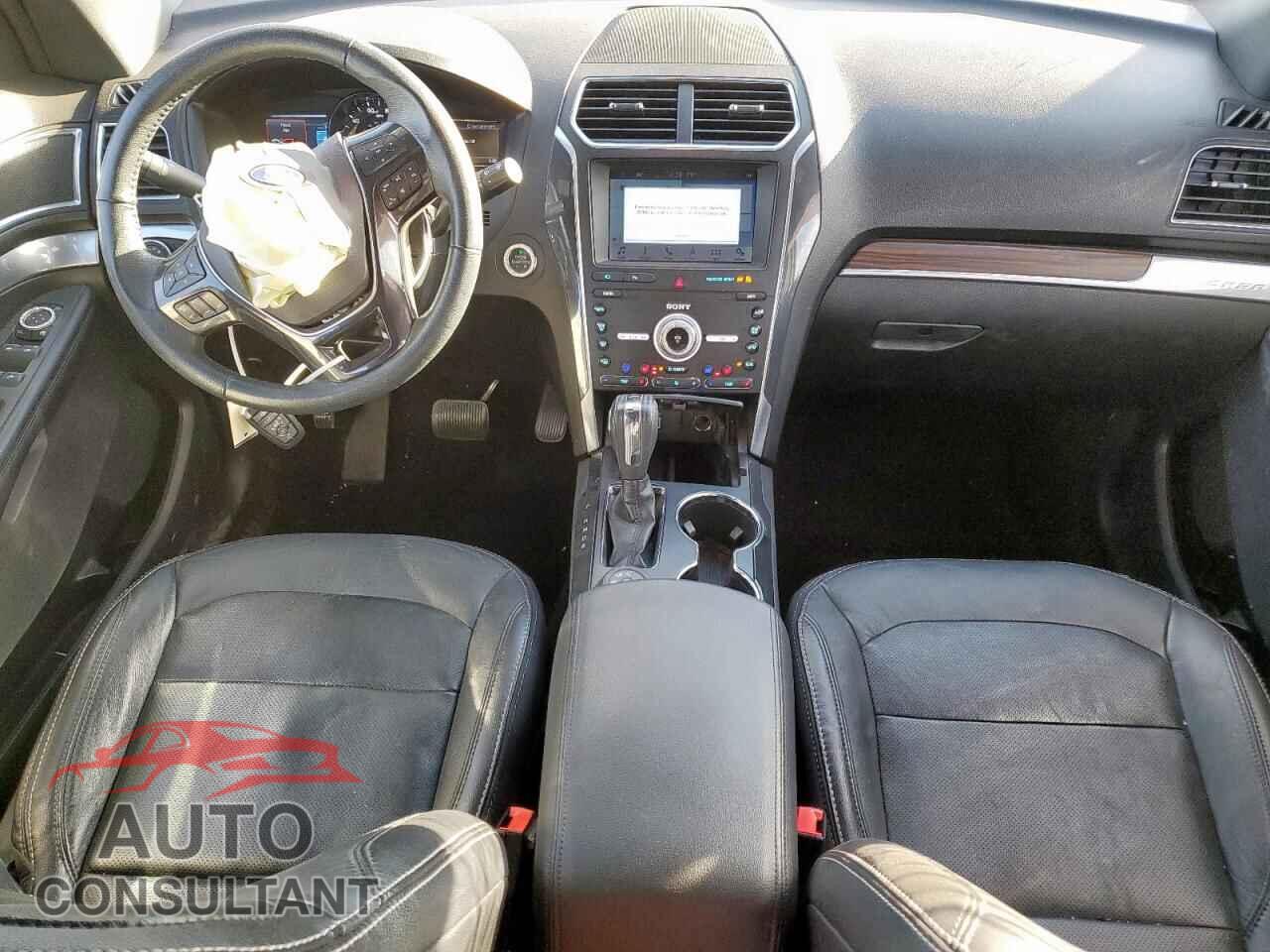 FORD EXPLORER 2019 - 1FM5K8F83KGB11143