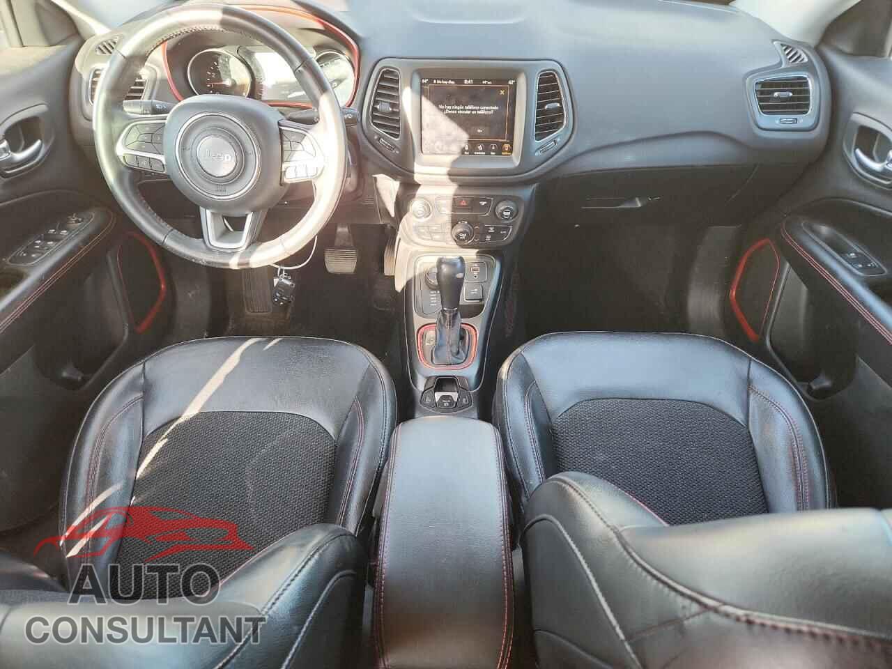 JEEP COMPASS 2019 - 3C4NJDDB0KT597789
