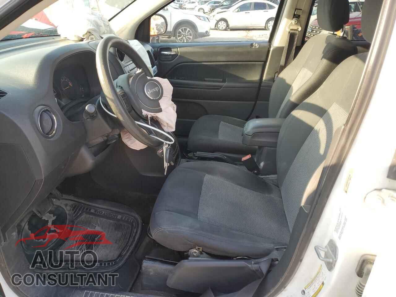 JEEP COMPASS 2014 - 1C4NJCBAXED537386