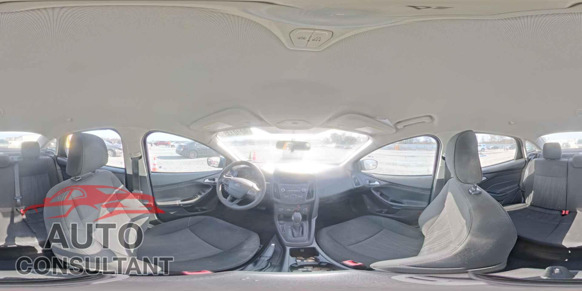 FORD FOCUS 2018 - 1FADP3F27JL275880