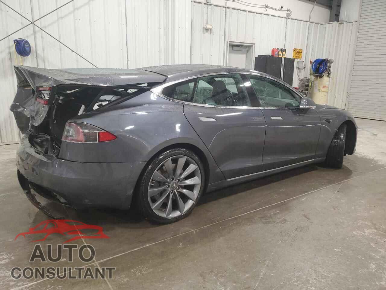 TESLA MODEL S 2017 - 5YJSA1E2XHF189744