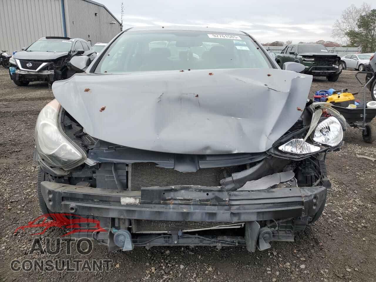 HYUNDAI ELANTRA 2013 - 5NPDH4AE2DH338116