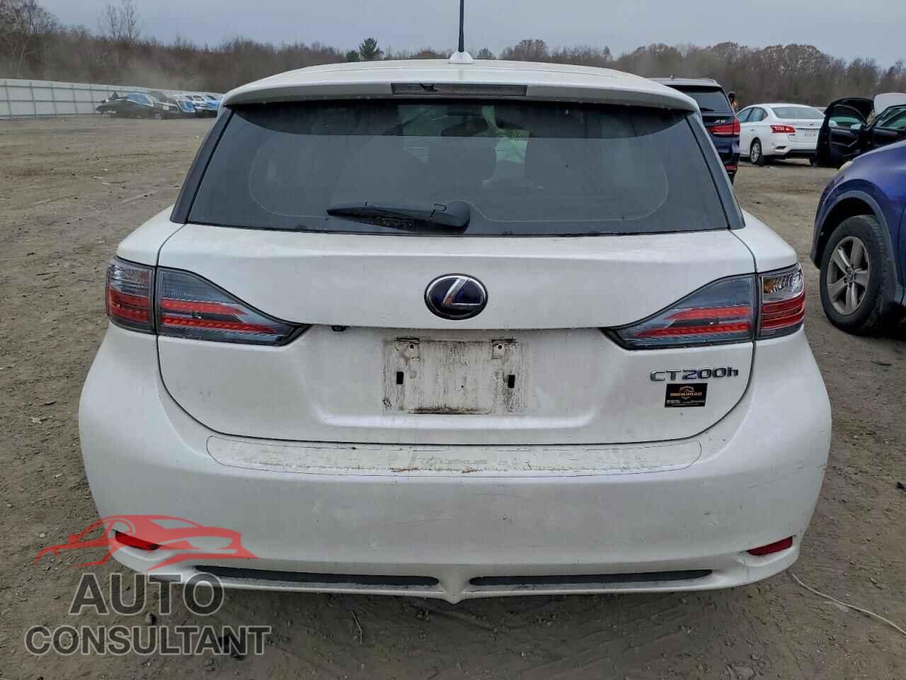 LEXUS CT 200 2012 - JTHKD5BH2C2120001