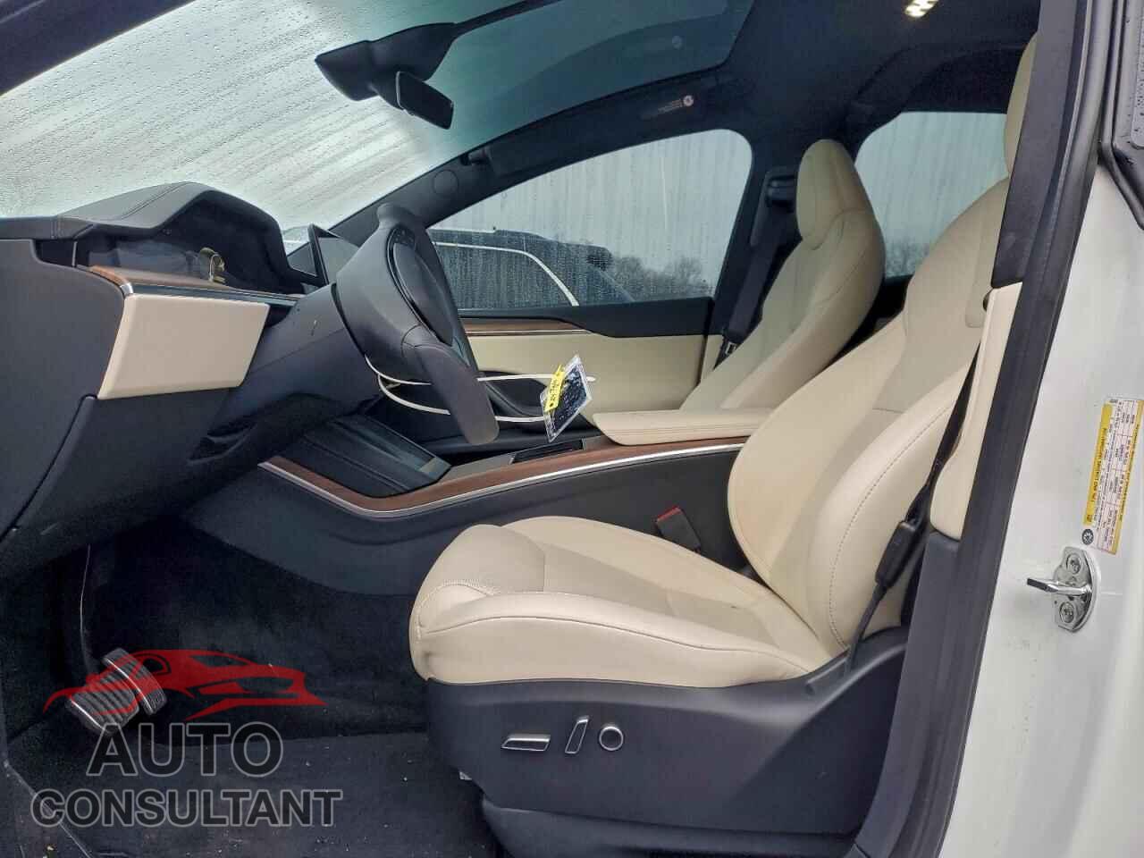 TESLA MODEL X 2024 - 7SAXCDE52RF433449