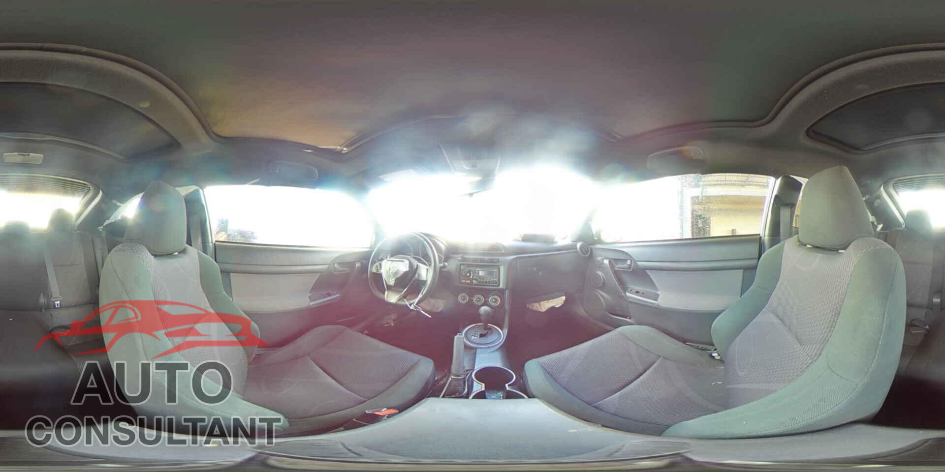 TOYOTA SCION 2013 - JTKJF5C79D3054323