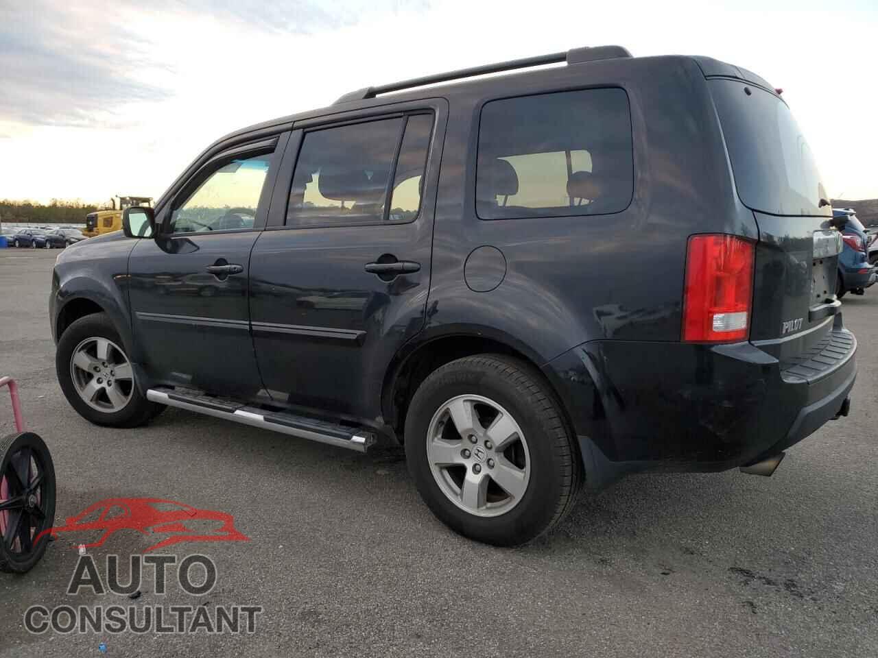 HONDA PILOT 2011 - 5FNYF3H57BB031592