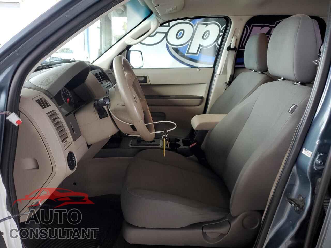 FORD ESCAPE 2010 - 1FMCU0C71AKC66736