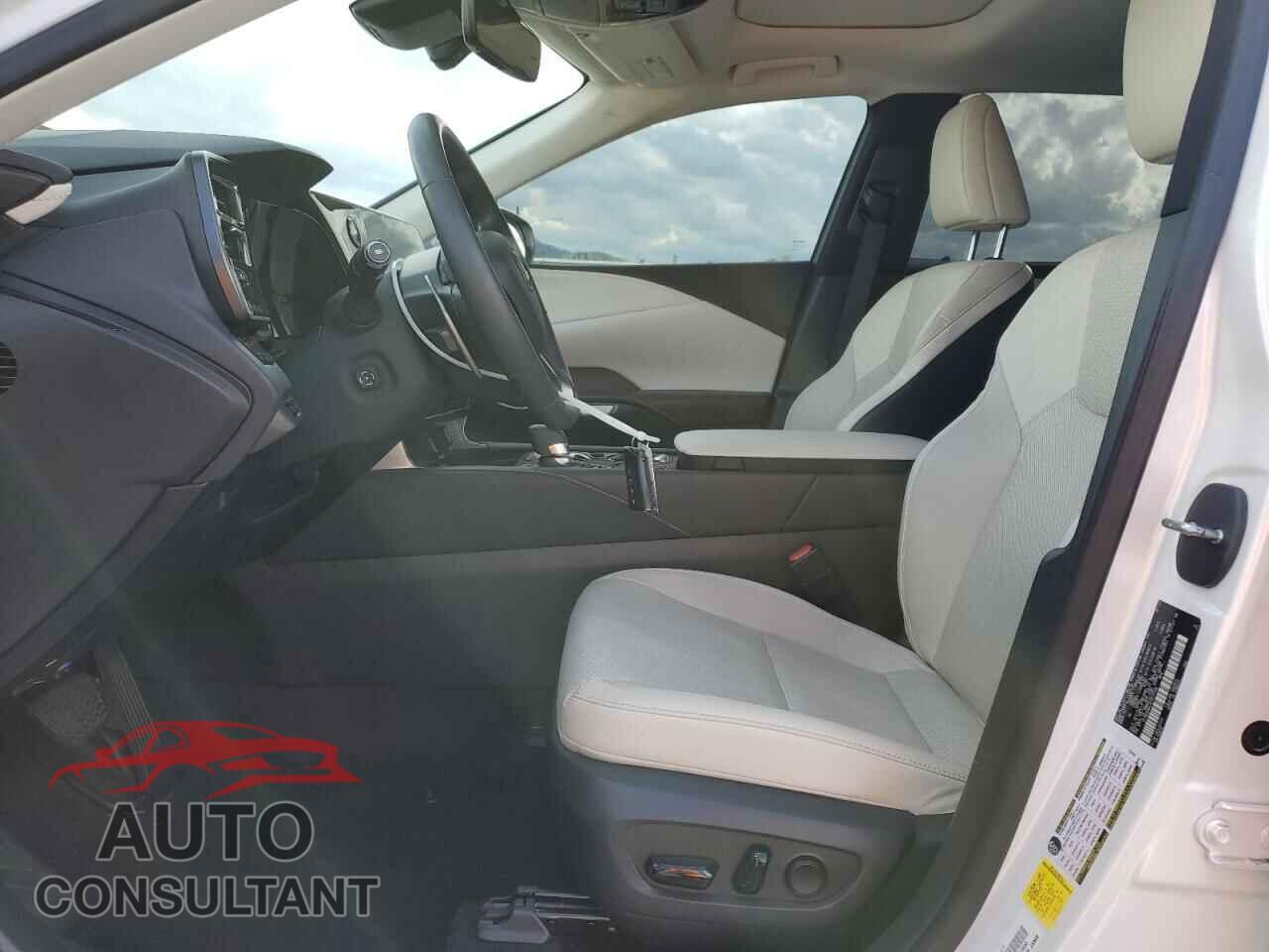 LEXUS RX350 2023 - 2T2BAMBA3PC017406