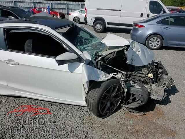 HONDA CIVIC 2018 - 2HGFC3A52JH755419
