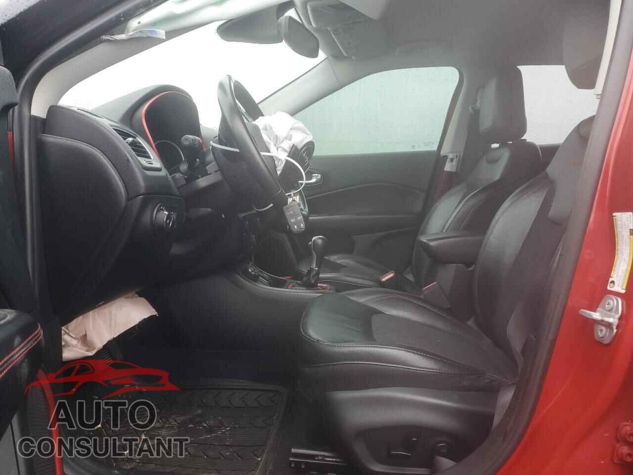 JEEP COMPASS 2018 - 3C4NJDDB8JT417439