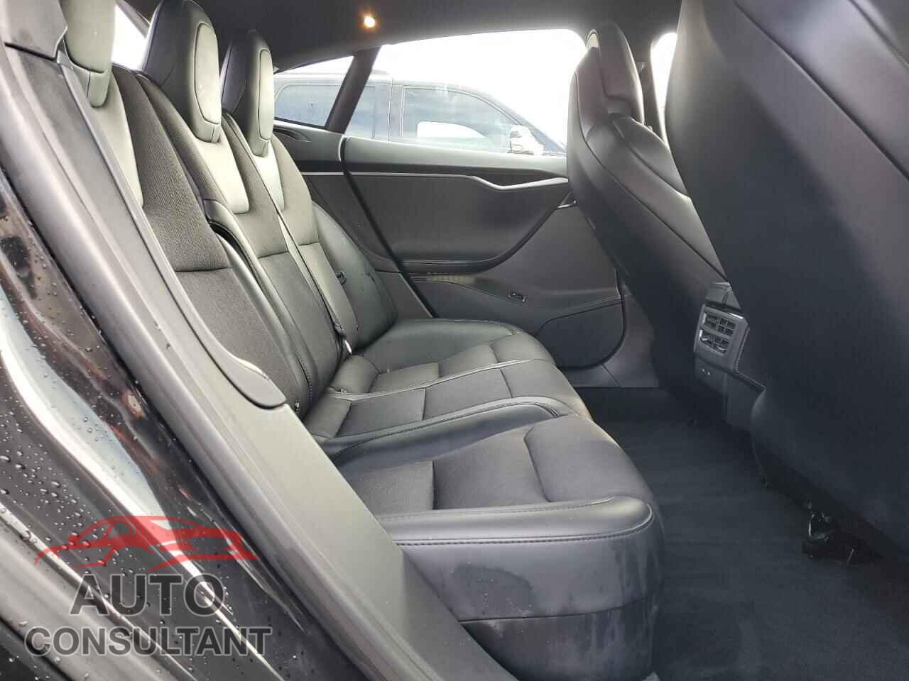 TESLA MODEL S 2018 - 5YJSA1E25JF280751