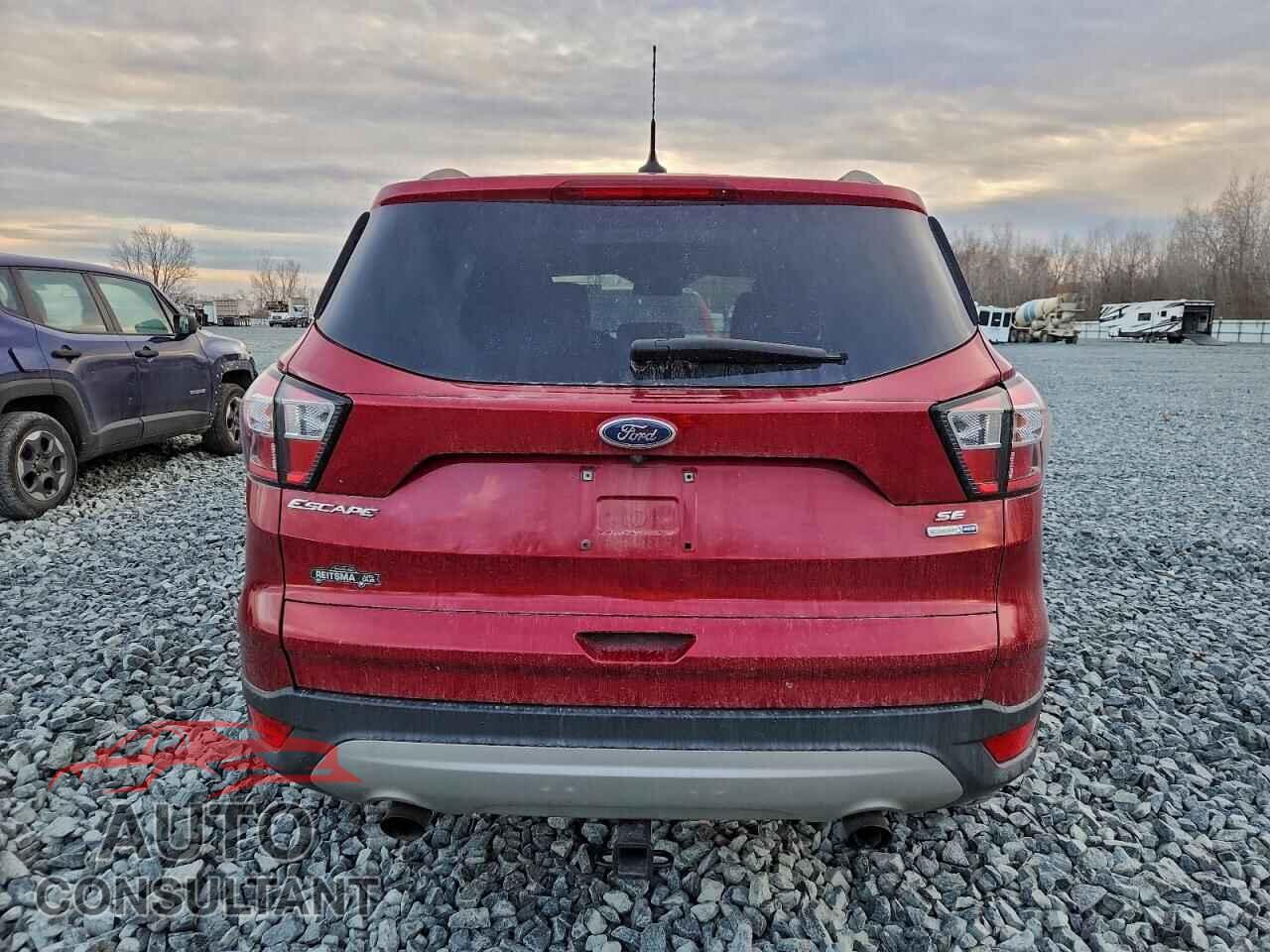 FORD ESCAPE 2018 - 1FMCU9GD5JUD03280