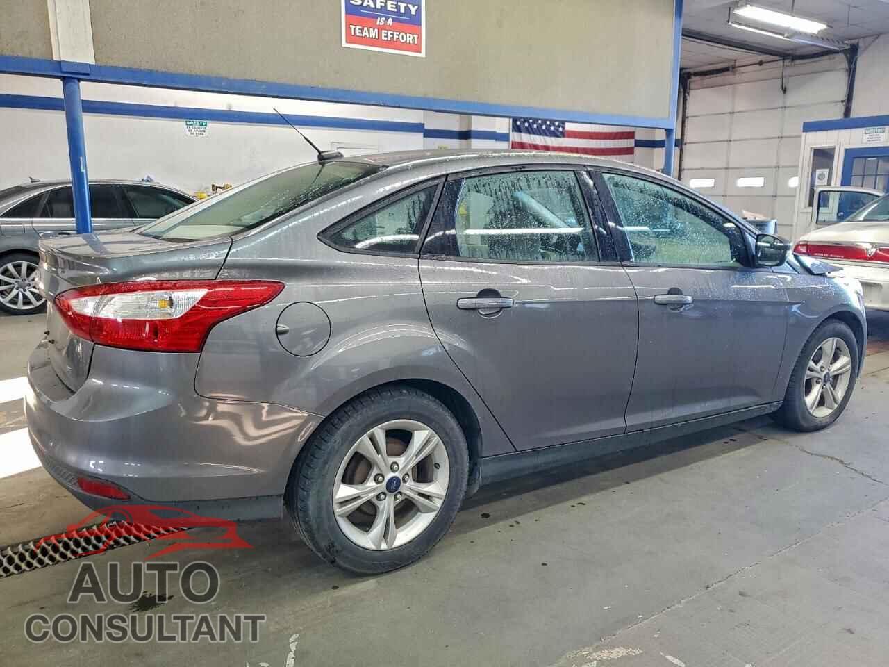 FORD FOCUS 2014 - 1FADP3F25EL399913