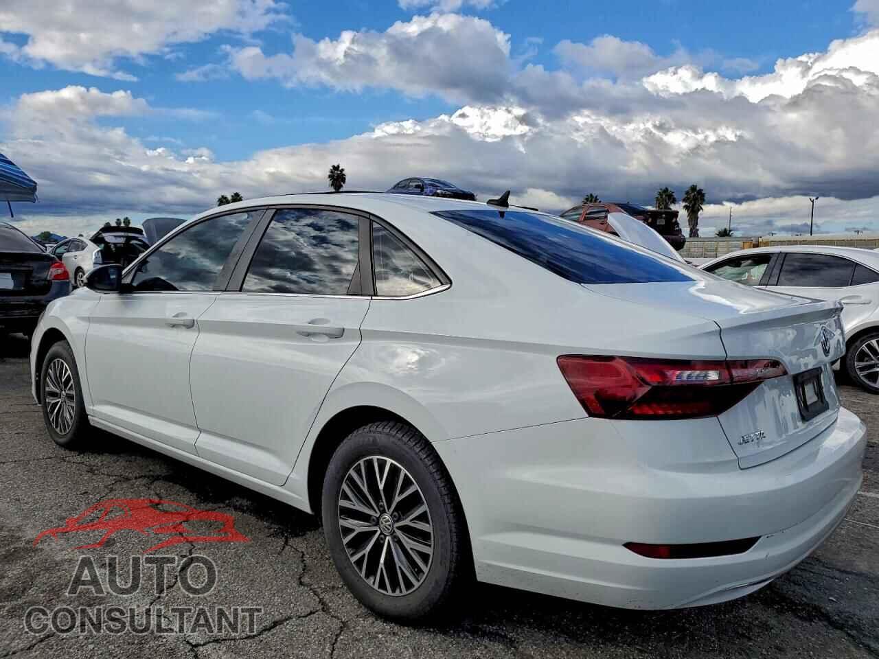 VOLKSWAGEN JETTA 2020 - 3VWCB7BUXLM017161