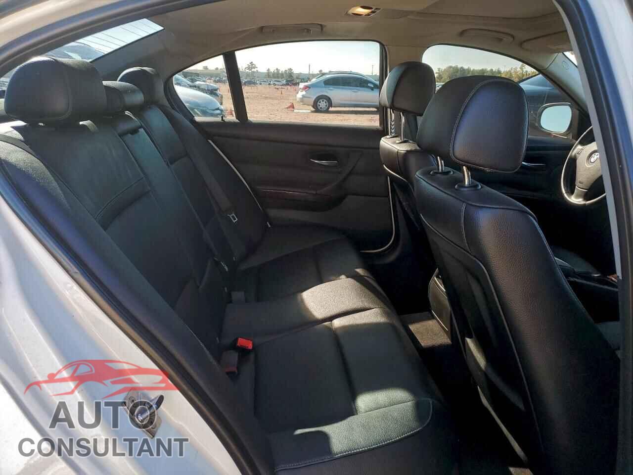 BMW 3 SERIES 2011 - WBAPH5G55BNM76320