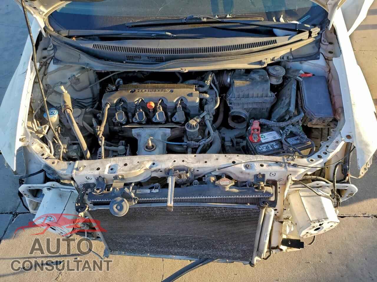 HONDA CIVIC 2013 - 19XFB2F56DE082011