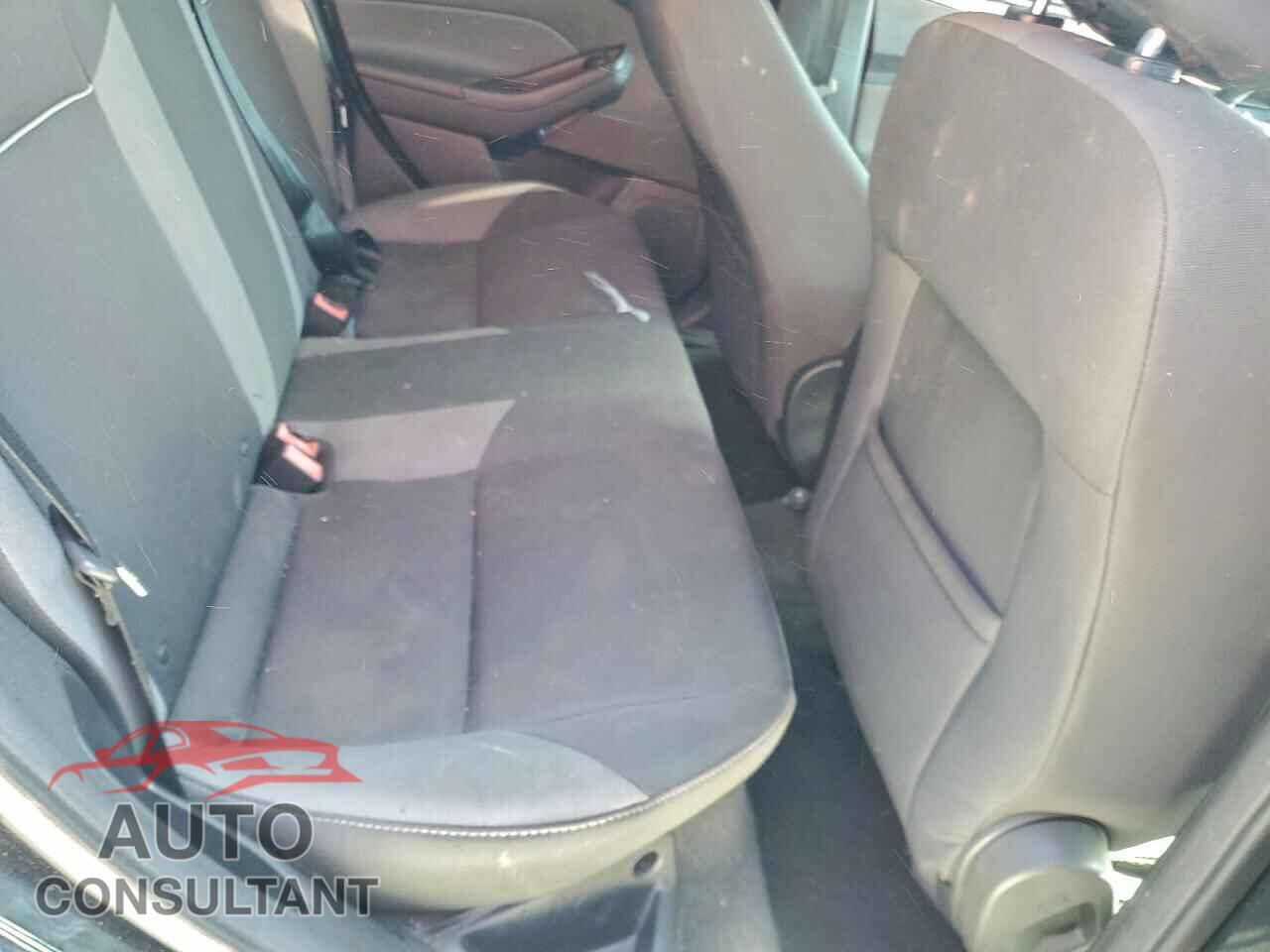 FORD FOCUS 2014 - 1FADP3F20EL165260