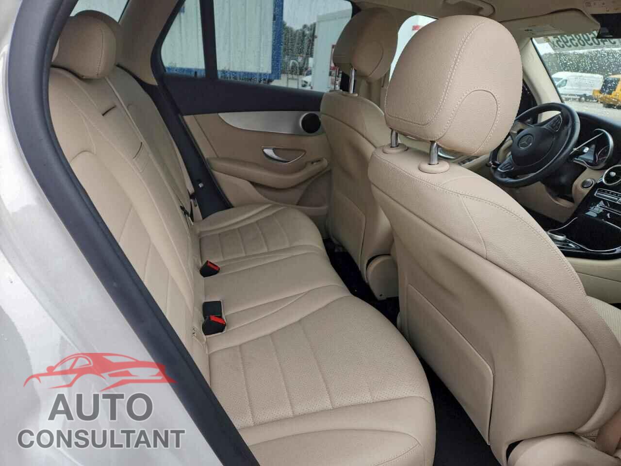 MERCEDES-BENZ GLC-CLASS 2017 - WDC0G4KB0HF157497