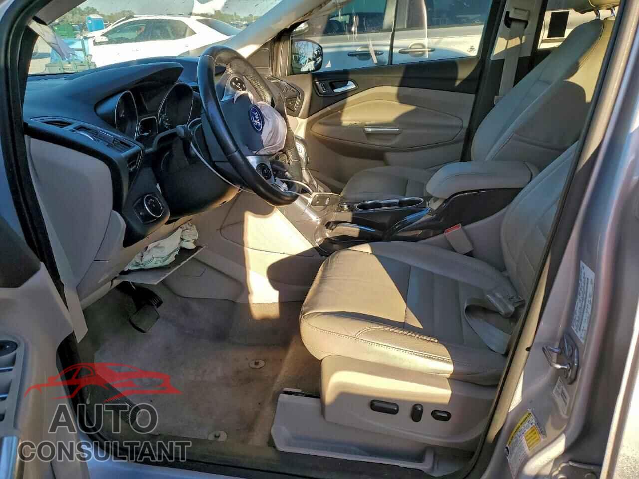 FORD ESCAPE 2015 - 1FMCU0JX3FUB56723