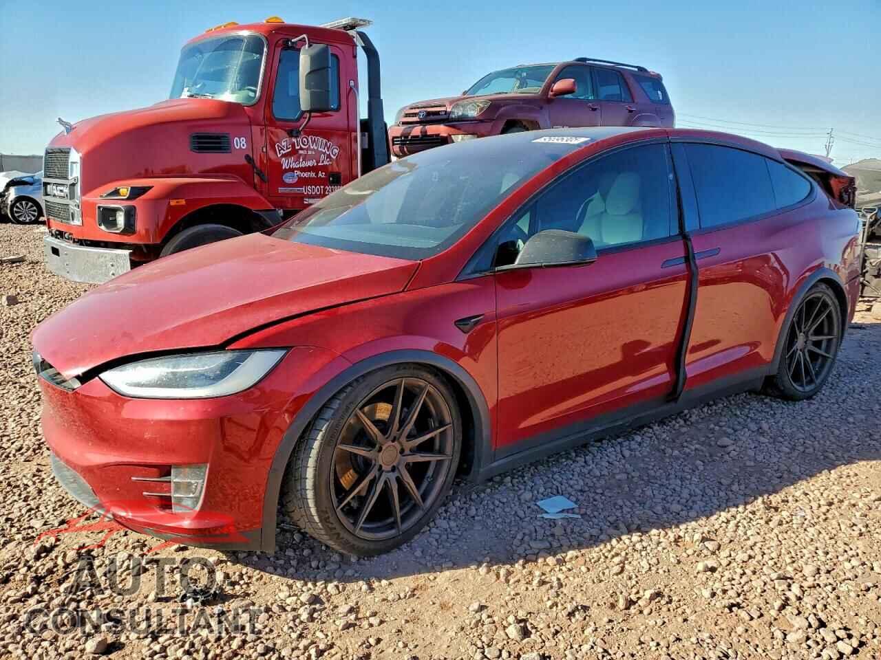 TESLA MODEL X 2017 - 5YJXCBE24HF043863