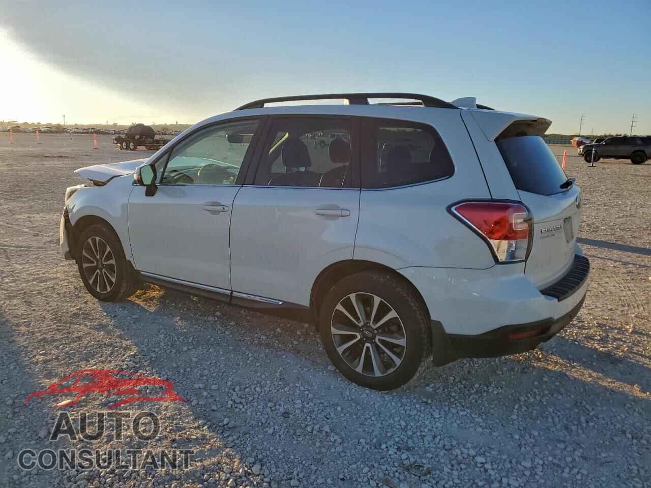 SUBARU FORESTER 2018 - JF2SJGWC8JH466876