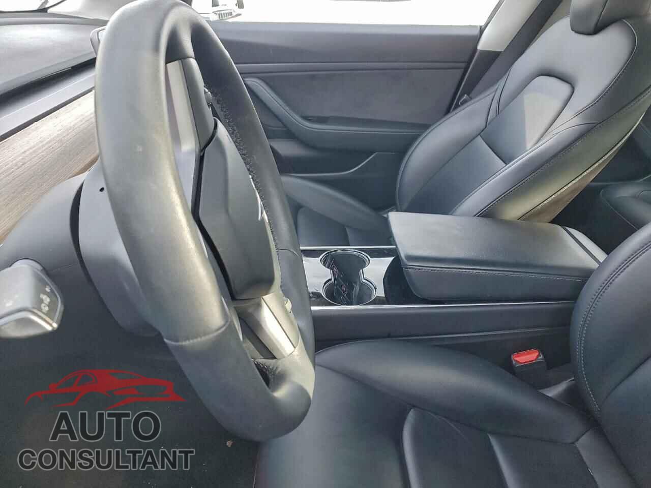 TESLA MODEL 3 2020 - 5YJ3E1EA5LF598159