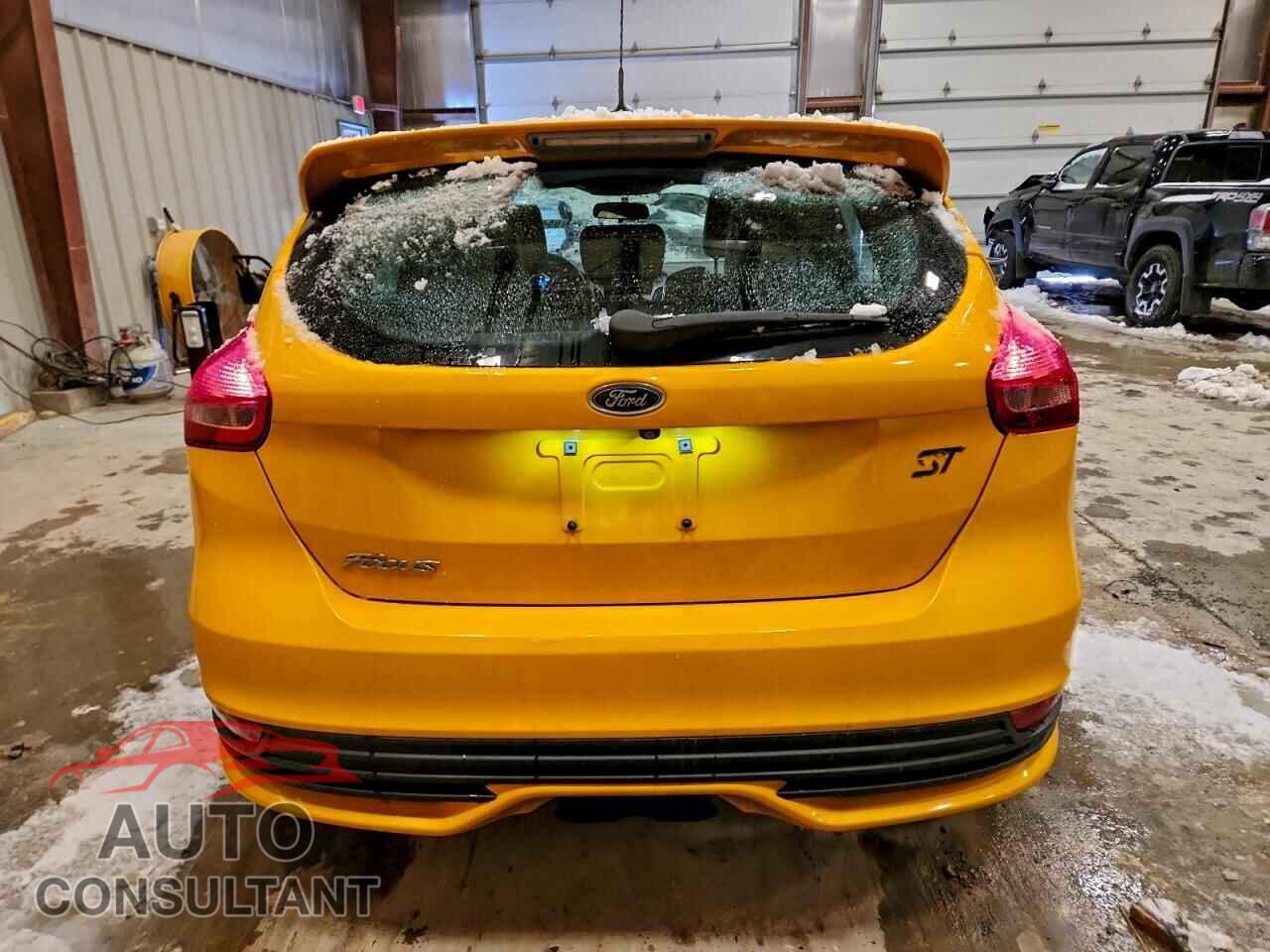 FORD FOCUS 2016 - 1FADP3L97GL350605