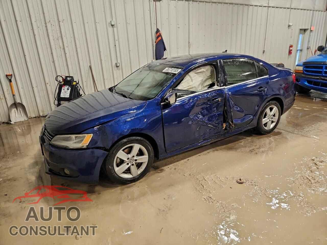 VOLKSWAGEN JETTA 2012 - 3VWLL7AJ7CM378545