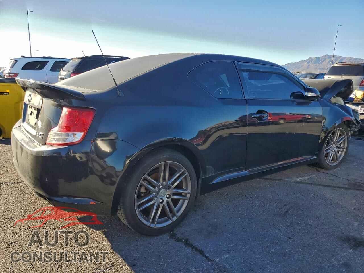 TOYOTA SCION 2011 - JTKJF5C77B3002458