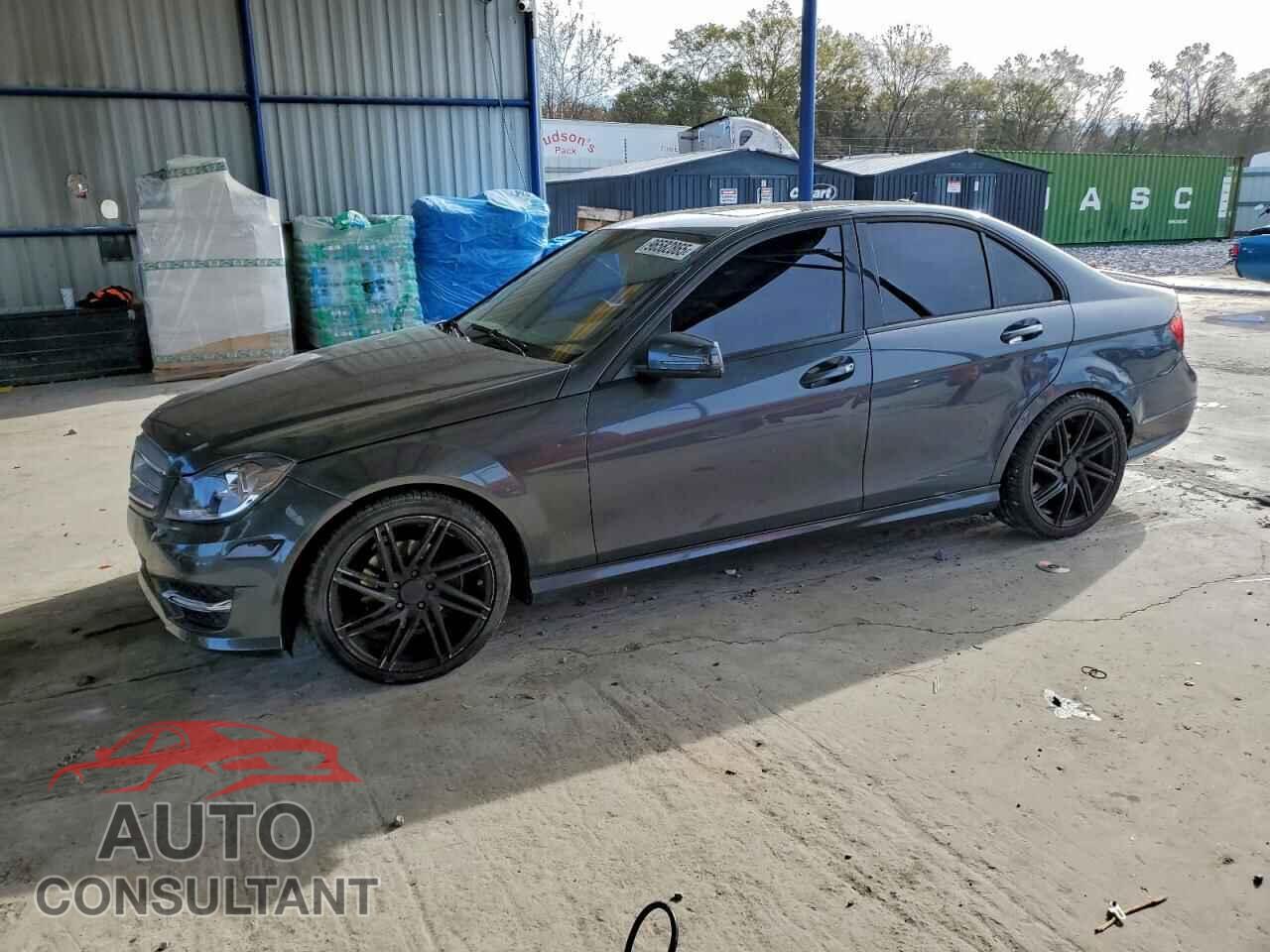 MERCEDES-BENZ C-CLASS 2013 - WDDGF4HB6DA785110