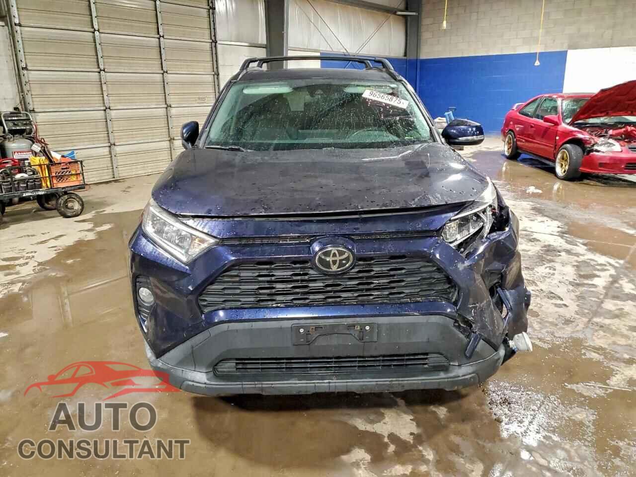 TOYOTA RAV4 2019 - JTMP1RFV9KD518123