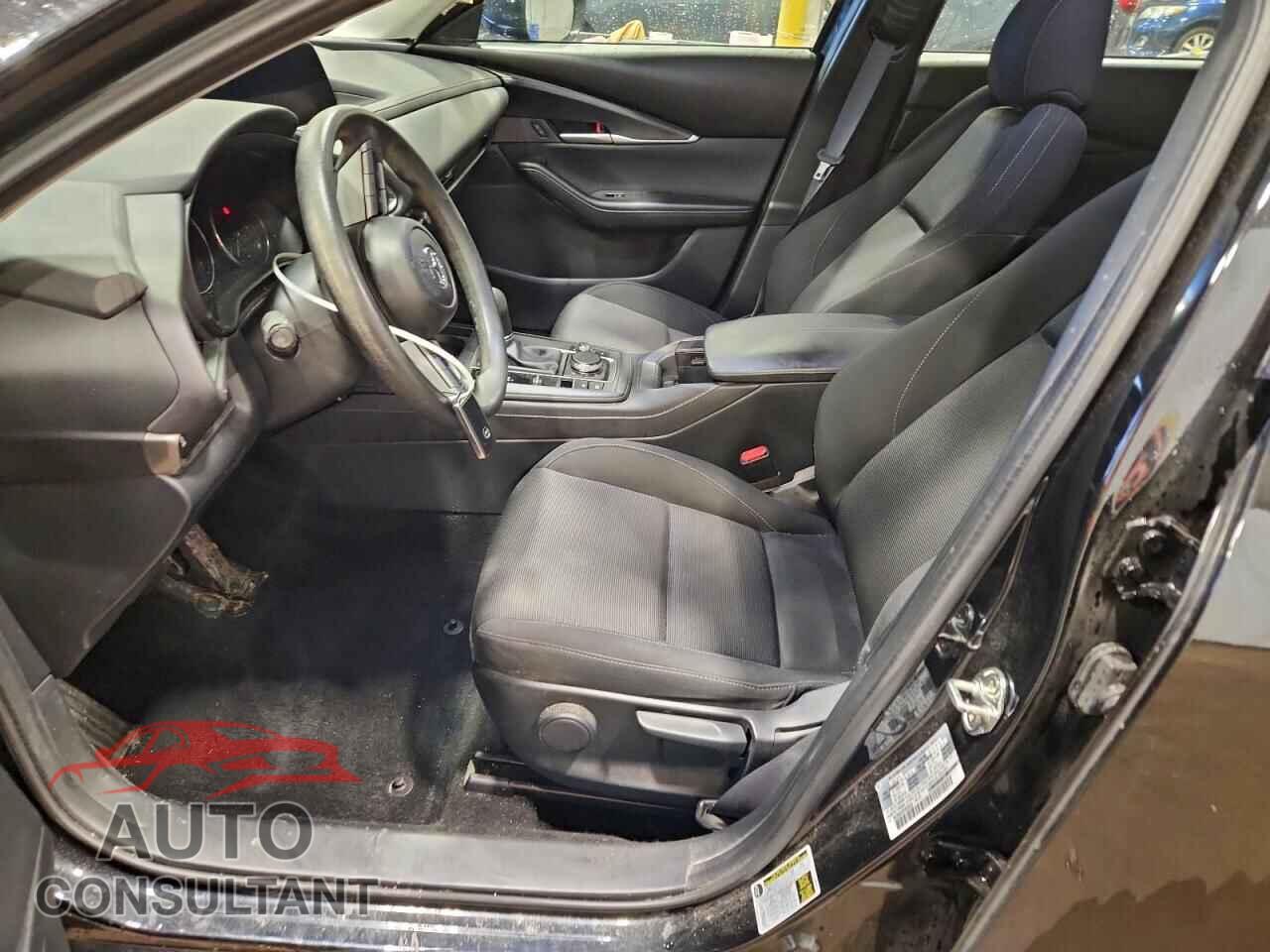 MAZDA CX30 2023 - 3MVDMBAM5PM556068