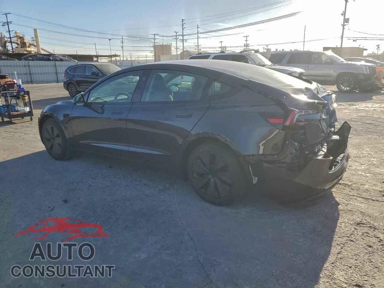 TESLA MODEL 3 2025 - 5YJ3E1EA7SF936238