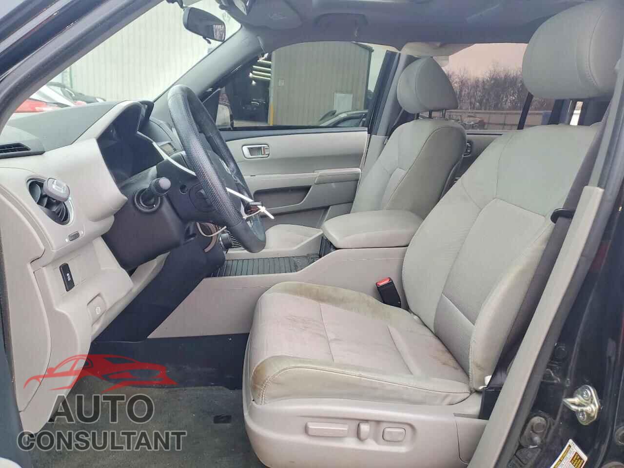 HONDA PILOT 2015 - 5FNYF4H39FB063048