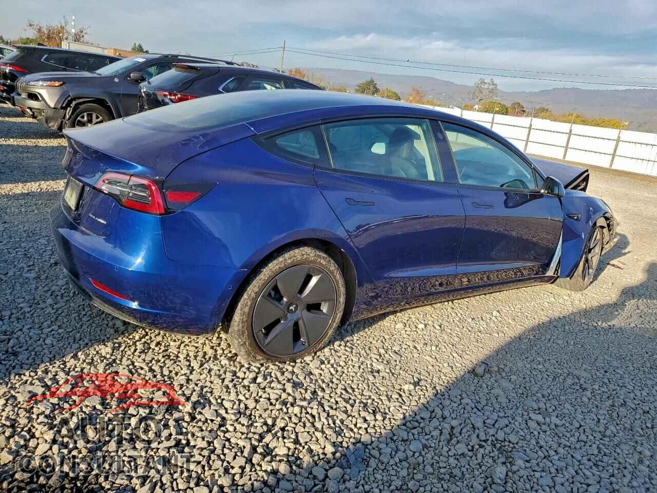 TESLA MODEL 3 2022 - 5YJ3E1EBXNF253320