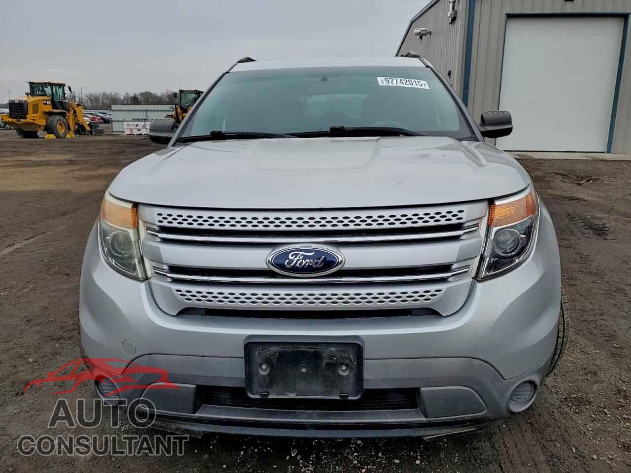 FORD EXPLORER 2015 - 1FM5K7B89FGA12655