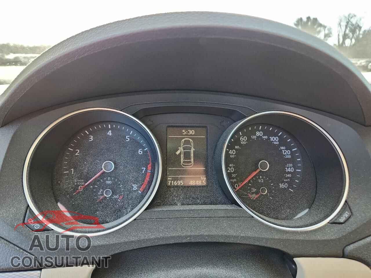 VOLKSWAGEN JETTA 2017 - 3VWDB7AJ0HM328679